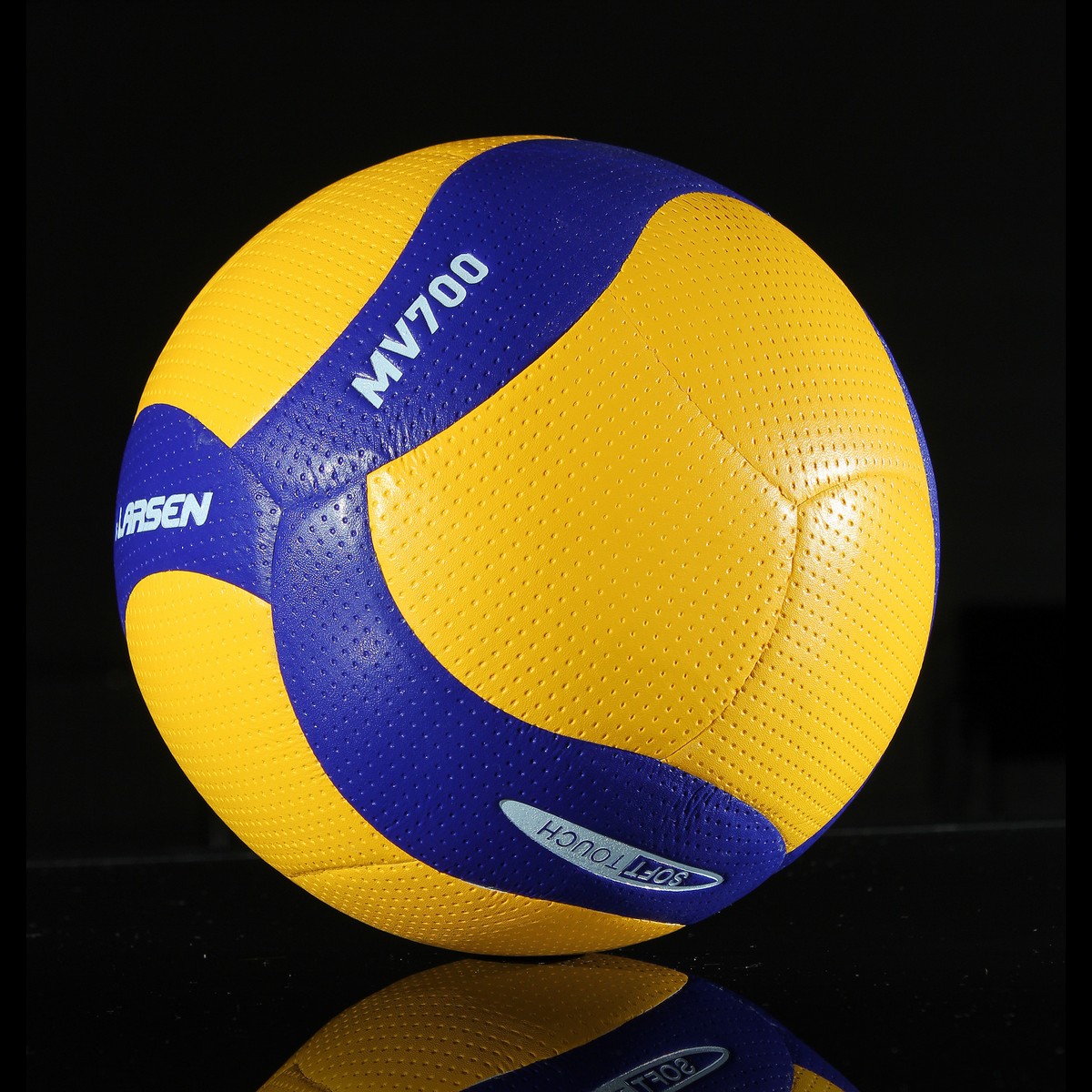 Мяч волейбольный Larsen MV700 р.5 1200_1200