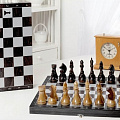 Шахматы гроссмейстерские деревянные с черной доской, рисунок серебро 182-18 120_120